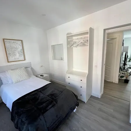 Appartement El Arbeyal For 3 *